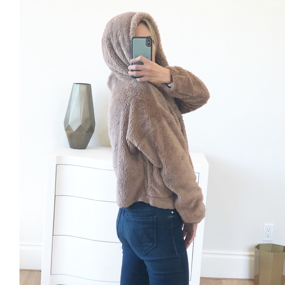 LAST 1! ST. MORITZ Brown Faux Fur Hoodie Jacket - Picture 4 of 10